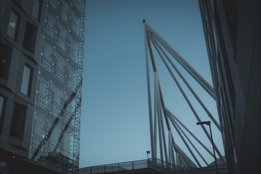 Bridge connecting two buildings, Oslo